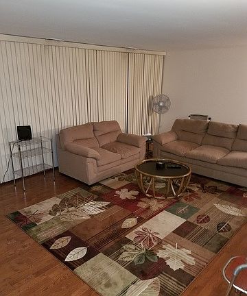 2nd image of 5406 Lincoln Ave APT 1C