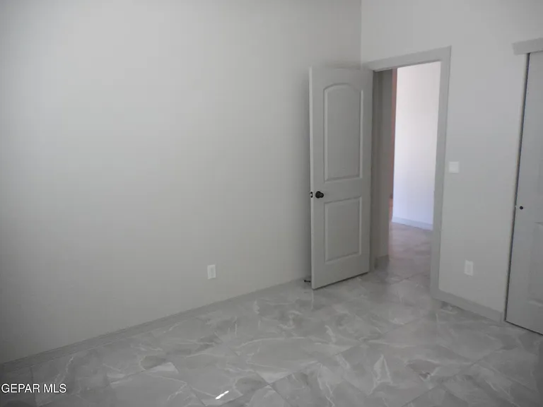 12817 Giovanni Grajeda Ave — Photo 23