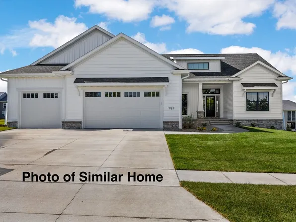 6506 Rapids Ridge Rd NE, Cedar Rapids, IA 52411