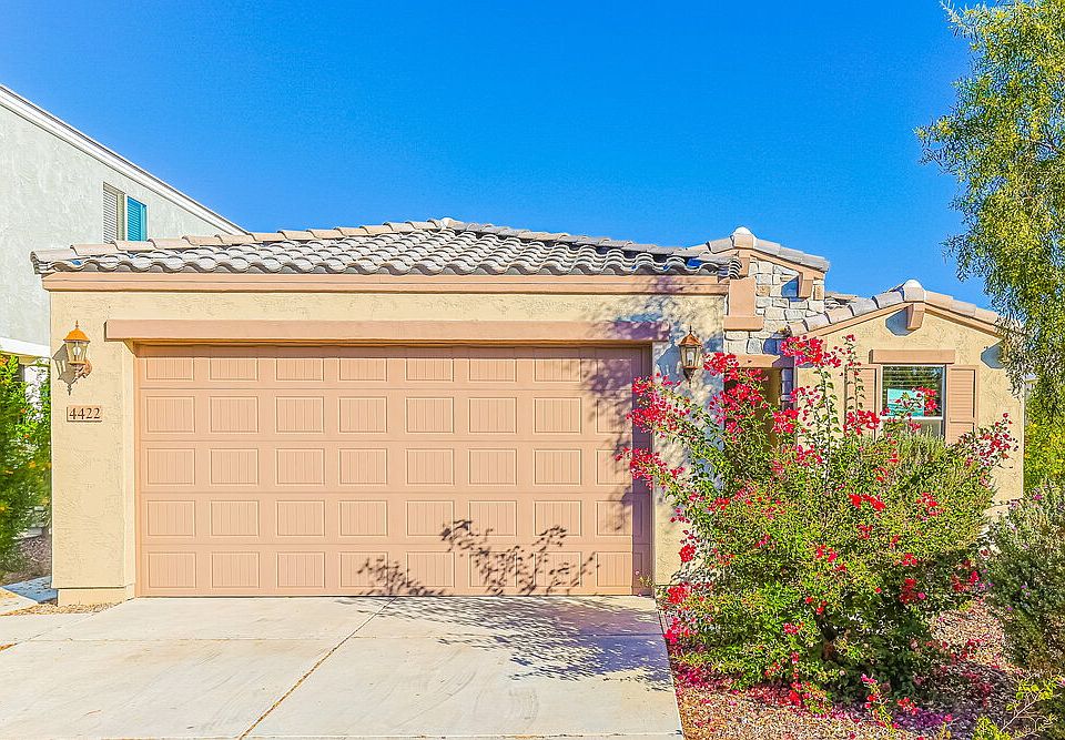1st image of 4422 W Horsenettle Dr