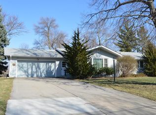 15465 Hilltop Rd, Council Bluffs, IA 51503