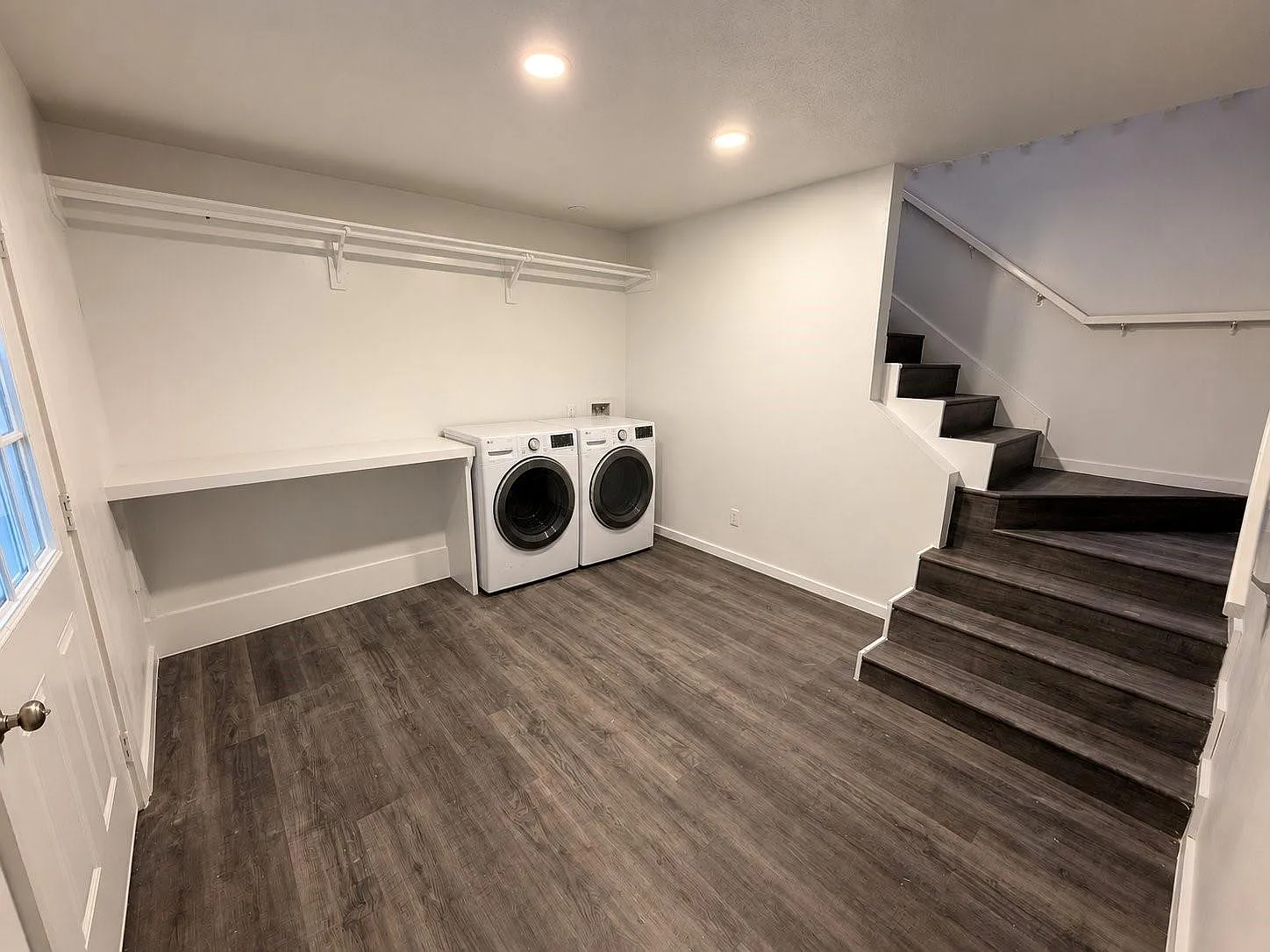 3 bed, 2.0 bath, 1400 sqft, $1,600 — Photo 4