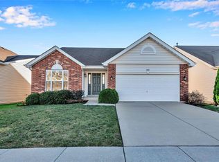 1603 Crimson Hills Dr, Saint Peters, MO 63376
