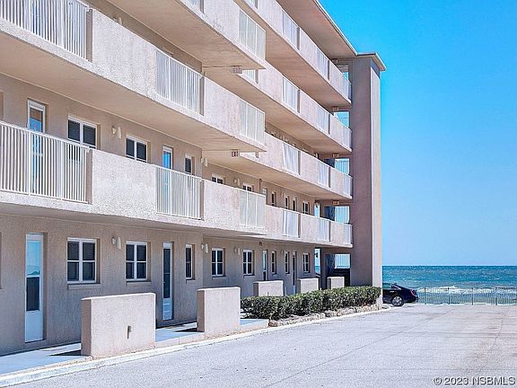 4th image of 4155 S Atlantic Ave APT 514
