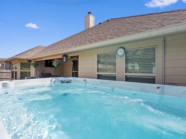2520 Weeping Beech Ln, Pflugerville, TX 78660