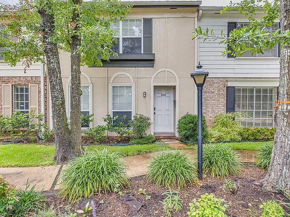 2nd image of 9706 Westview Dr #3