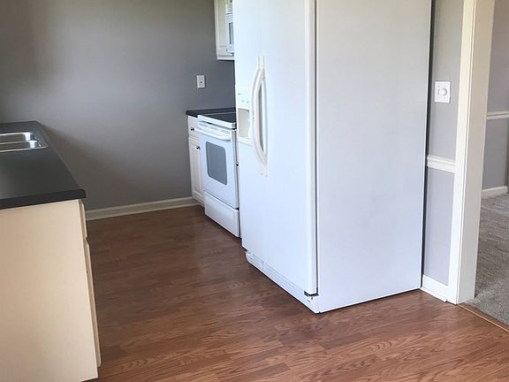 4th image of 209 Eagles Nest Ln
