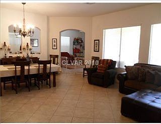 4th image of 9507 Dawn Heights Ct