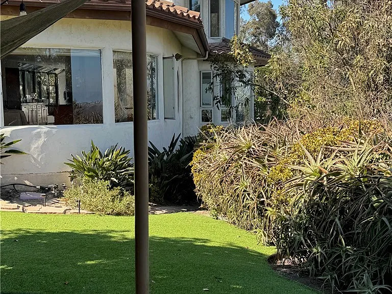 28912 Top Of The World Dr — Photo 1