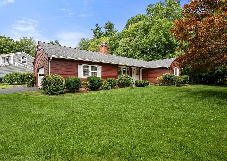1st image of 96 Birchwood Dr