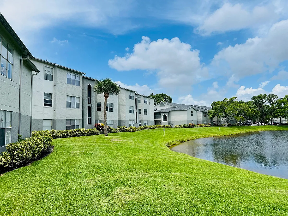 Building Photo - 1401 Village Blvd #916