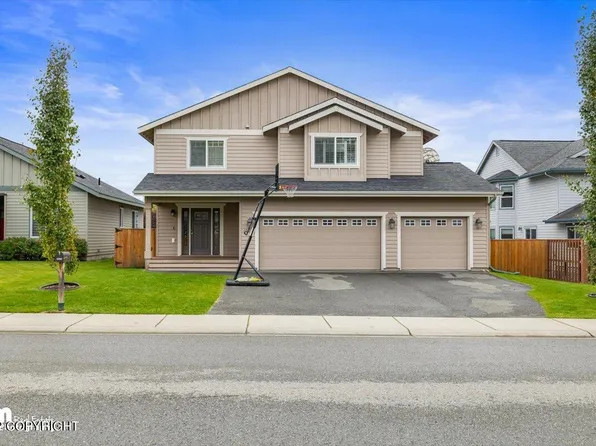 1023 Northpointe Bluff Dr, Anchorage, AK 99501