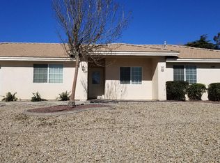 11820 Ivy Ave, Hesperia, CA 92345