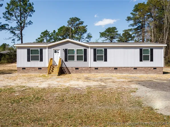 1837 Gumberry Ct, Hope Mills, NC 28348