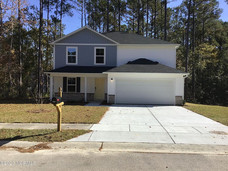 2nd image of 968 Pantego Boulevard