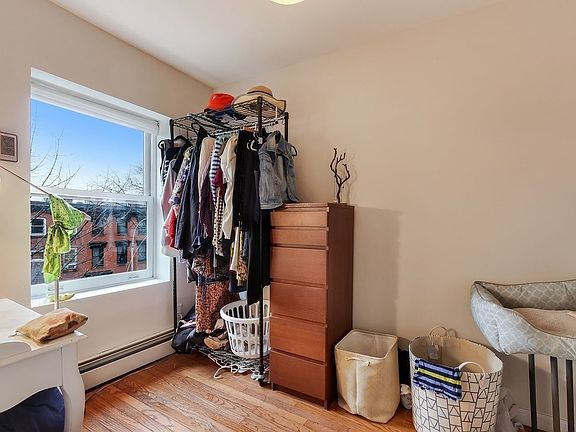 5th image of 141 Gates Ave APT 4