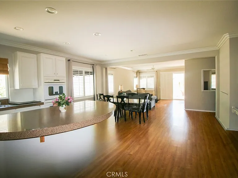 28025 Whisperwood Dr — Photo 3