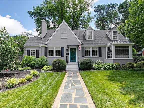 2nd image of 1007 Normandy Dr