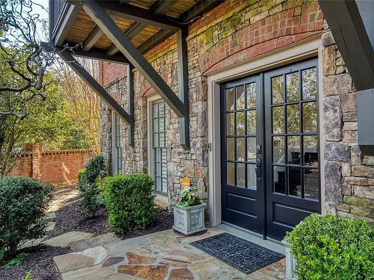 100 Founders Mill Ct — Photo 13