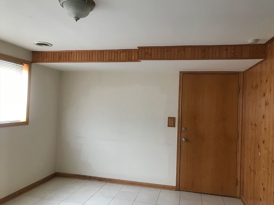 Living Room (Unit 1)