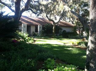 202 Wild Oak Dr, Brandon, FL 33511