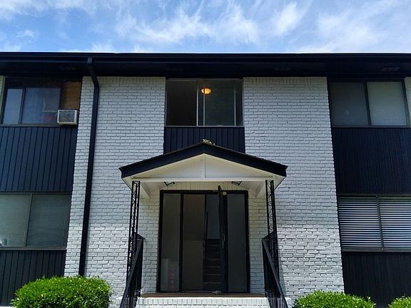 4th image of 640 Glendale Pl SE #B-b6