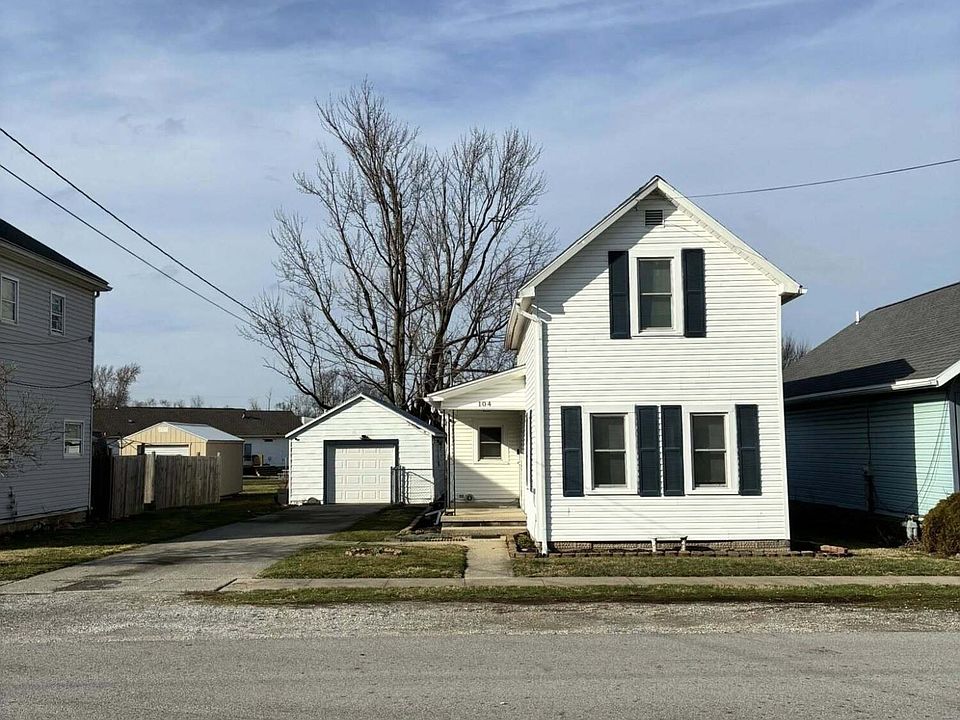 1st image of 104 W Sugar St