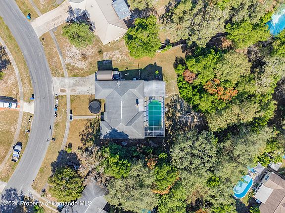 3rd image of 7223 Tarrytown Dr