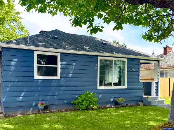 221 Jennings St, Lebanon, OR 97355