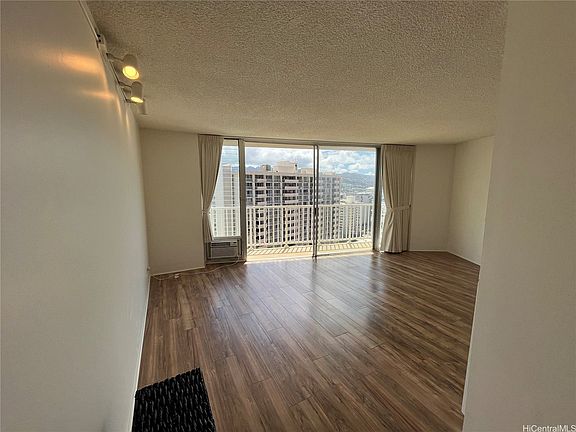 3rd image of 750 Amana St APT 2005