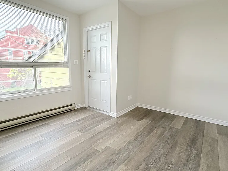 686 Lincoln Rd #2 — Photo 10