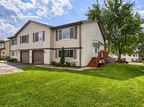 2165 Wildwood Ct, Hanover Park, IL 60133