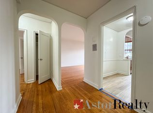 31-62 29th St #O, Astoria, NY 11106