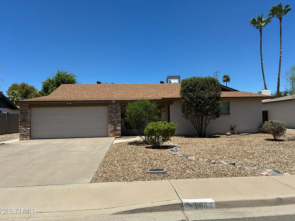 2058 E Fremont Dr