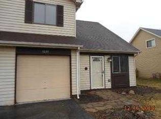 1039 Pheasant Run Ln, Aurora, IL 60504