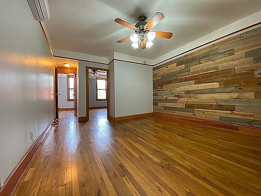 4th image of 856 Atlantic Ave Floor 3
