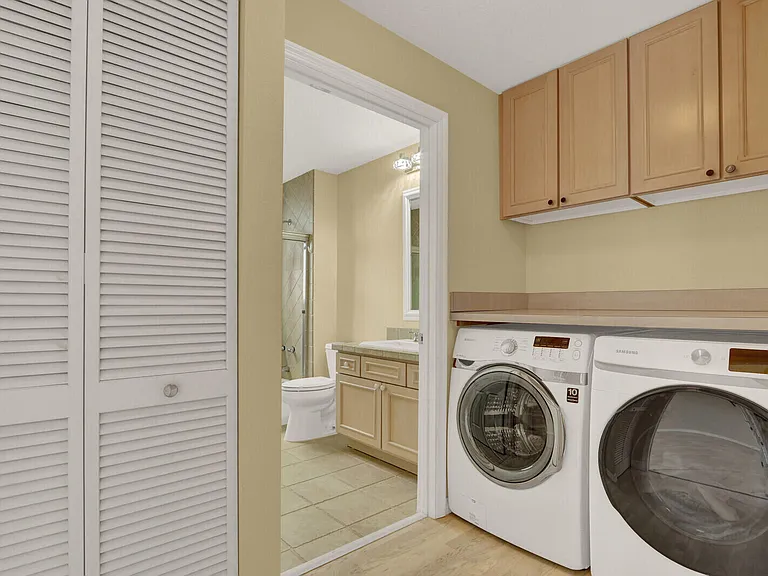 370 Golfview Rd #901 — Photo 31