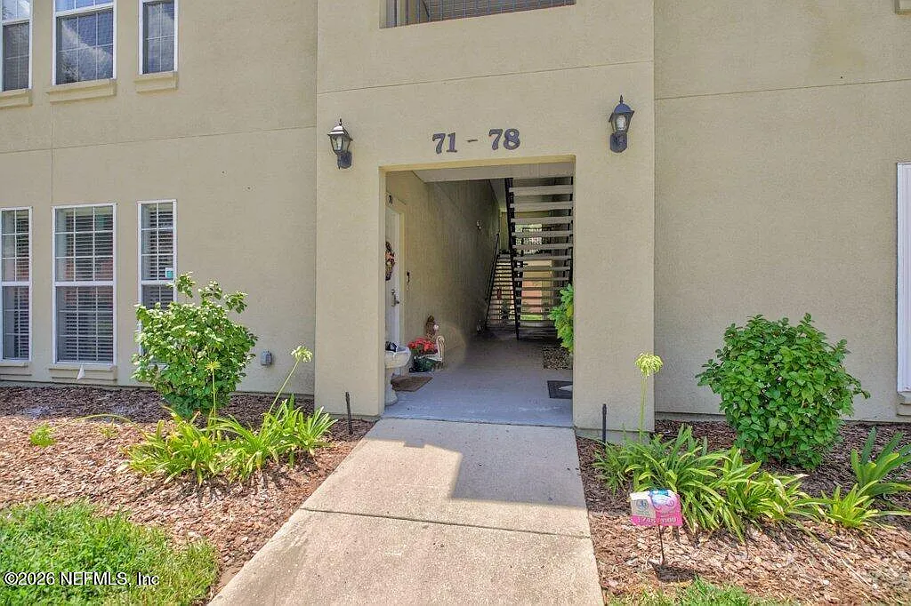 3 bed, 2.0 bath, 1500 sqft, $2,200 — Photo 4