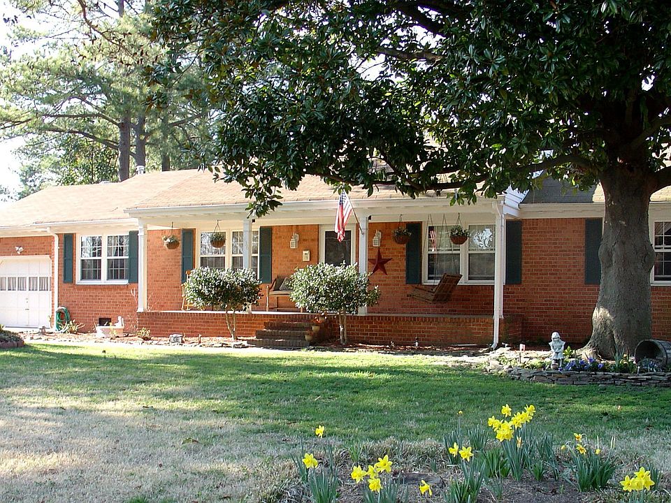 436 W. Chickasaw Road