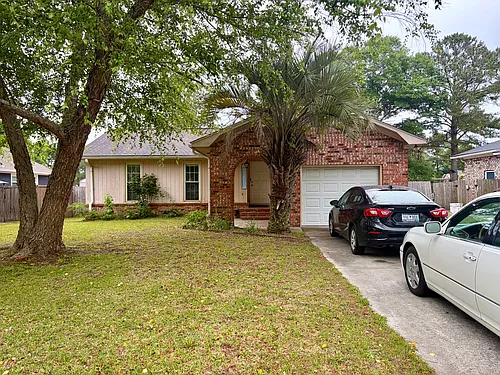 204 E Edgefield Dr Photo 1