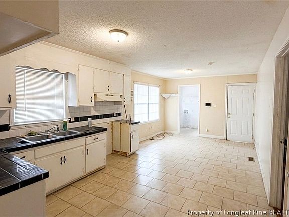 4th image of 107 E Thigpen Rd