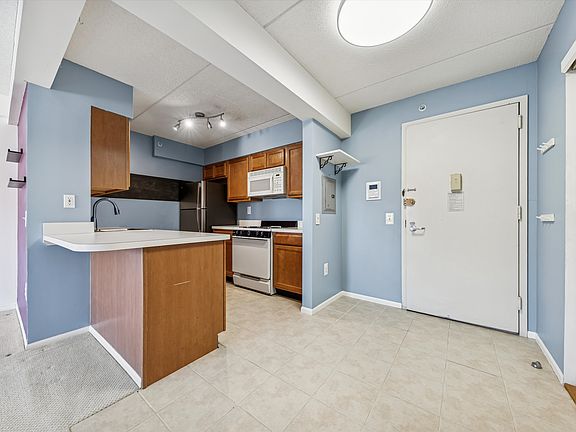 2nd image of 333 E 119th St APT 6F