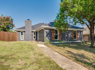 2805 Glenbrook Dr, Carrollton, TX 75007