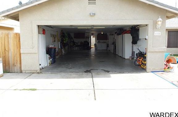 3rd image of 8781 Hopi Dr
