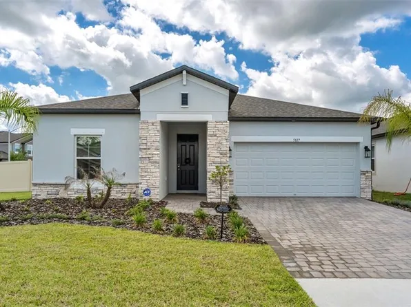 5817 Freesia Dr, Lakeland, FL 33811