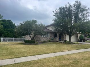 18808 Meadowview Dr, Mokena, IL 60448