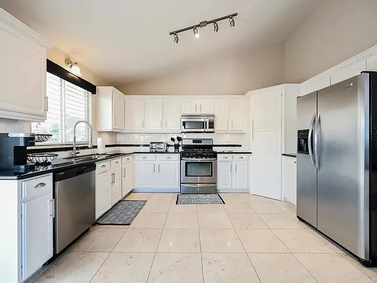 588 Ione Rd — Photo 18