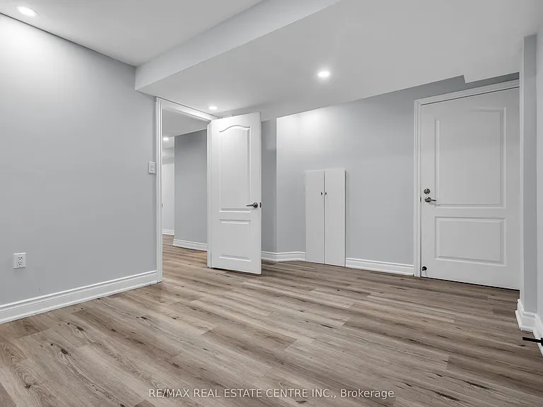 42 Baha Cres #BASEMENT — Photo 14