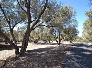 586 Alpine Trail Rd, Alpine, CA 91901