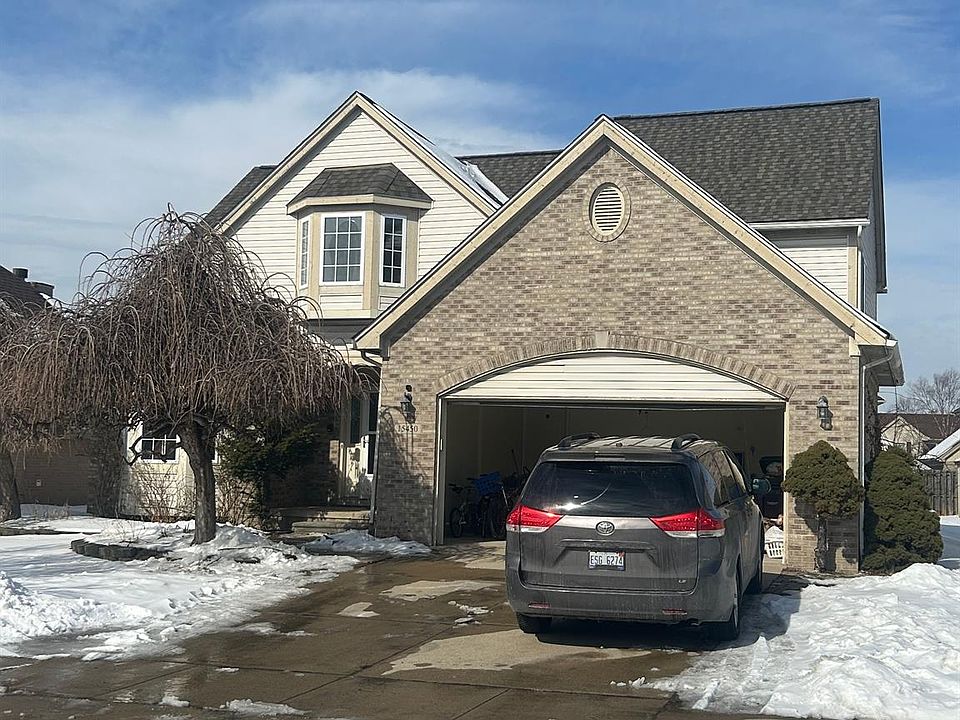 1st image of 15450 Heatherwood